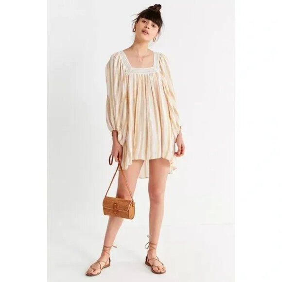 NWT Urban Outfitters May Crochet Swing Mini Dress M Boho Bohemian Cottagecore - Picture 1 of 9